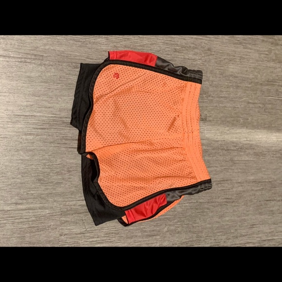 Athletic shorts with inner short - Picture 4 of 6